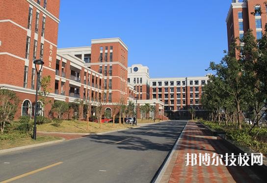 富陽職業(yè)教育中心2020年招生辦聯系電話