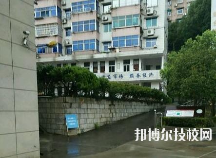 富陽(yáng)技工學(xué)校怎么樣、好不好