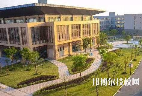 浙江科技工程學(xué)校怎么樣，好不好