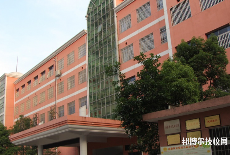 江西長江科技中等專業(yè)學校網站網址