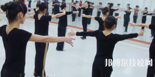 永靖縣職業(yè)技術學校網(wǎng)站網(wǎng)址