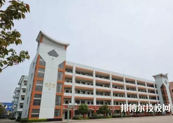 義烏城鎮(zhèn)職業(yè)技術(shù)學(xué)校2020年報名條件、招生要求、招生對象