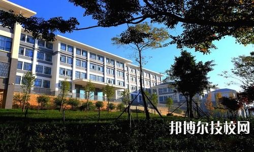 三臺(tái)縣樂安職業(yè)高級(jí)中學(xué)地址在哪里