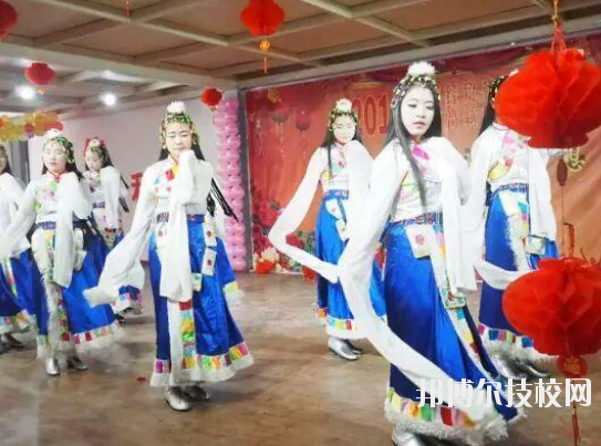 安康高新中等職業(yè)學(xué)校2020年報(bào)名條件、招生要求、招生對(duì)象 