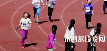 嘉峪關(guān)體育運(yùn)動(dòng)學(xué)校2020年學(xué)費(fèi)、收費(fèi)多少