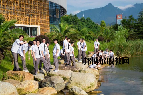 江西廬山旅游中等專業(yè)學(xué)校2020年報名條件、招生要求、招生對象