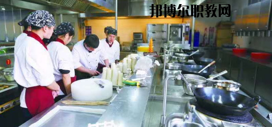 白銀工業(yè)學(xué)校2020年報(bào)名條件、招生要求、招生對(duì)象