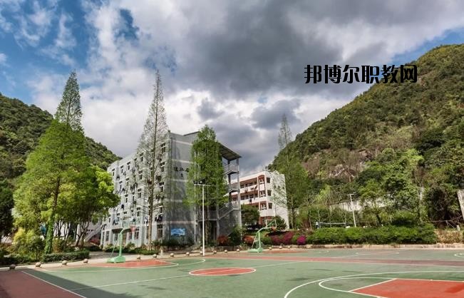 永嘉縣職業(yè)中學(xué)2020年報名條件、招生要求、招生對象