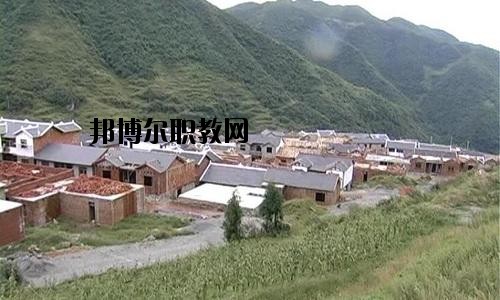 納雍中等職業(yè)學(xué)校2020年報(bào)名條件、招生要求、招生對(duì)象