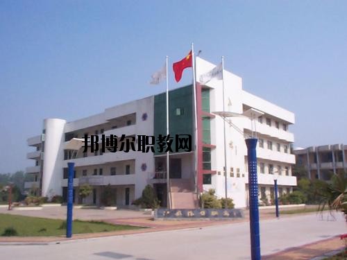 昭陽區(qū)高級(jí)職業(yè)中學(xué)怎么樣、好不好