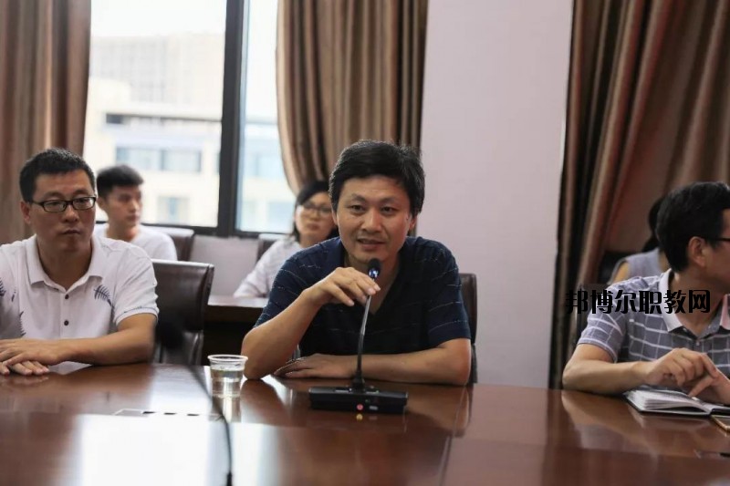 樂清虹橋職業(yè)技術學校2020年報名條件、招生要求、招生對象