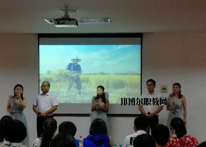 廣豐區(qū)信息技術(shù)學(xué)校怎么樣、好不好