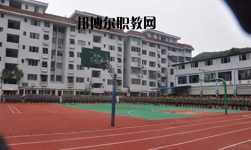 南充中等專業(yè)學(xué)校2020年報名條件、招生要求、招生對象