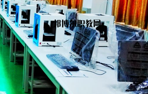 甘肅裝備制造業(yè)技師學院2020年招生辦聯系電話