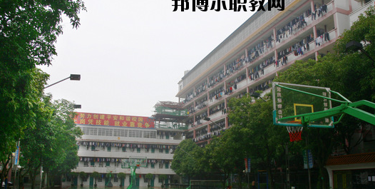 廣西商貿(mào)高級技工學(xué)校2020年報名條件、招生要求、招生對象
