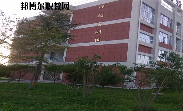 藍田職業(yè)教育中心2020年報名條件、招生要求、招生對象 