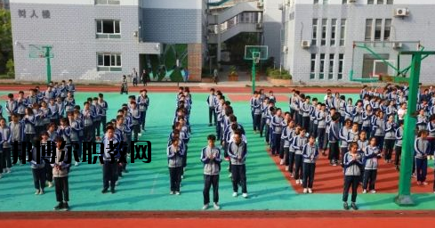 安吉職業(yè)技術學校2020年報名條件、招生要求、招生對象