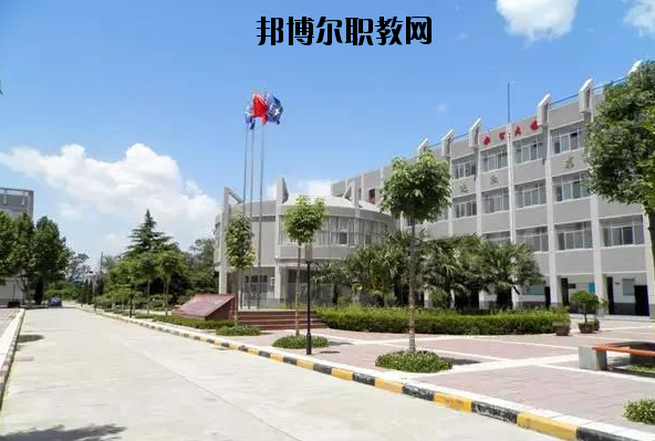 西安高陵區(qū)職業(yè)技術(shù)教育中心2020年報(bào)名條件、招生要求、招生對(duì)象 
