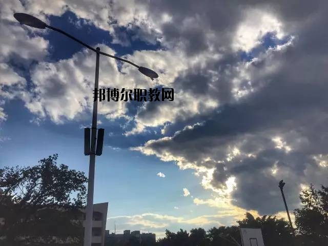 元謀縣職業(yè)高級中學(xué)怎么樣、好不好