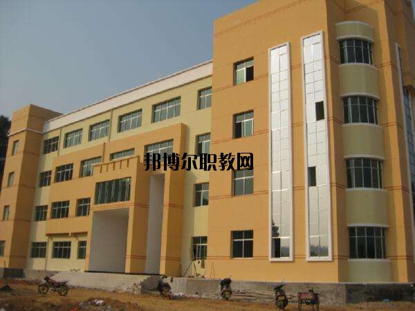 上猶職業(yè)中等專業(yè)學(xué)校2020年報(bào)名條件、招生要求、招生對(duì)象