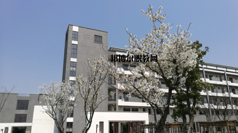蘇州高等幼兒師范學校2020年報名條件、招生要求、招生對象