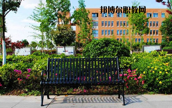 渭南興華職業(yè)學(xué)校2020年報名條件、招生要求、招生對象 