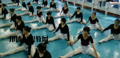 酒泉農(nóng)墾技工學(xué)校2020年學(xué)費(fèi)、收費(fèi)多少