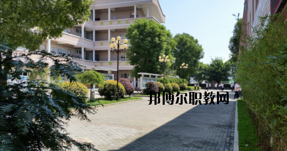青田縣職業(yè)技術(shù)學(xué)校怎么樣，好不好