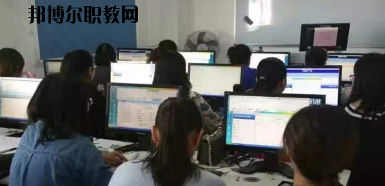 梧州機(jī)電技工學(xué)校2020年報(bào)名條件、招生要求、招生對(duì)象 