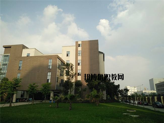 四川省自貢倍樂(lè)職業(yè)技術(shù)學(xué)校2020年報(bào)名條件、招生要求、招生對(duì)象