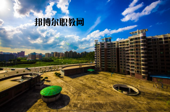 東莞南博職業(yè)技術學校2020年招生辦聯(lián)系電話