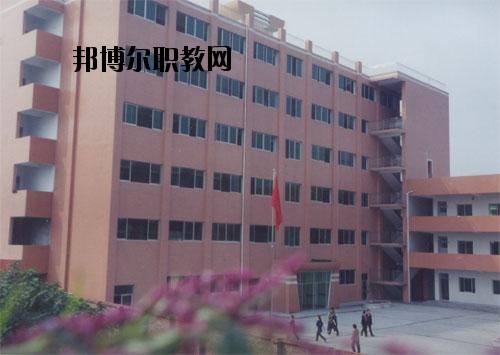 自貢舞蹈學(xué)校2020年報(bào)名條件、招生要求、招生對(duì)象