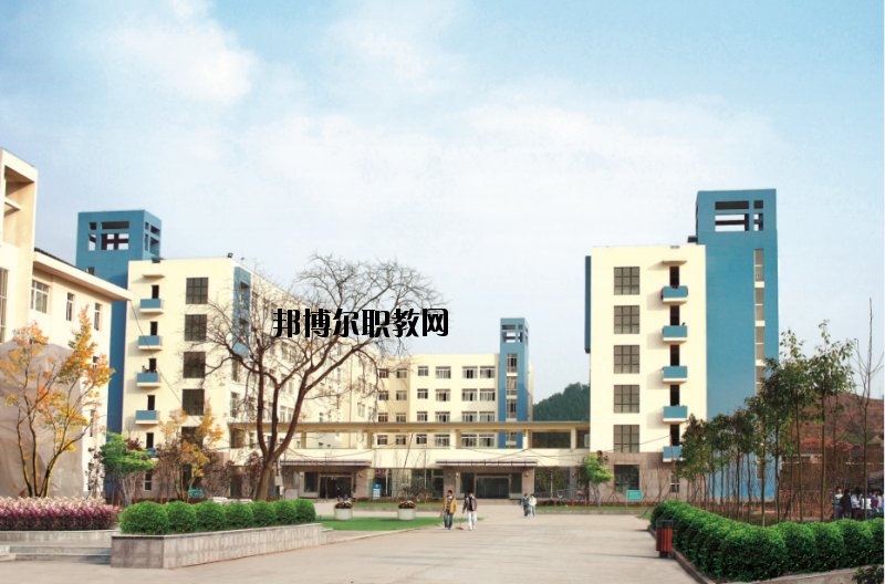廣元市昭化區(qū)職業(yè)高級中學(xué)2020年報(bào)名條件、招生要求、招生對象