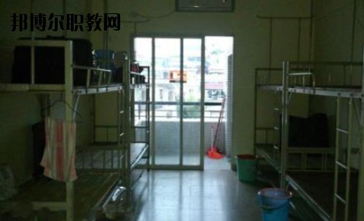 肇慶工業(yè)貿(mào)易學校2020年宿舍條件