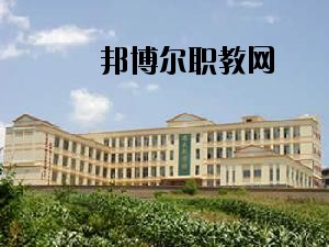 文山七都職業(yè)學(xué)校2020年報(bào)名條件、招生要求、招生對象