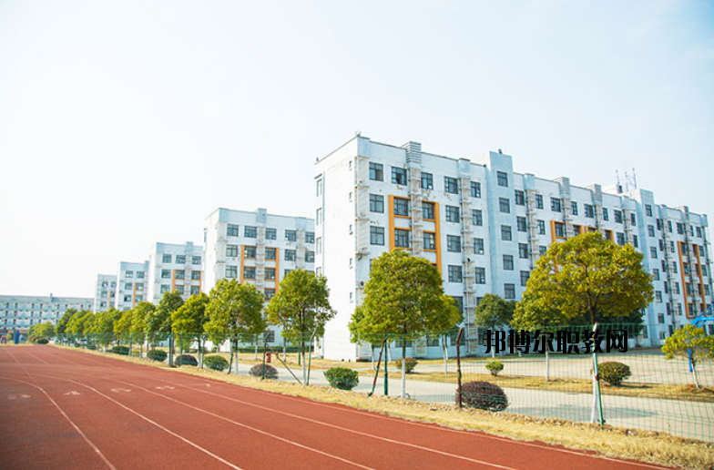 南昌運輸職業(yè)技術學校怎么樣、好不好