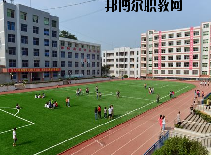 商丘商貿(mào)學(xué)校2021年報名條件、招生要求、招生對象
