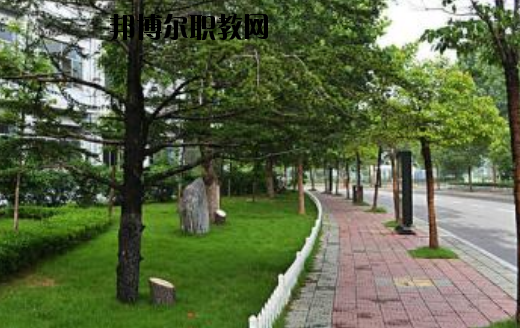 馬關(guān)縣民族職業(yè)高級中學2020年學費、收費多少