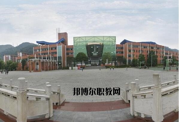 遵義體育運(yùn)動(dòng)學(xué)校2020年報(bào)名條件、招生要求、招生對(duì)象