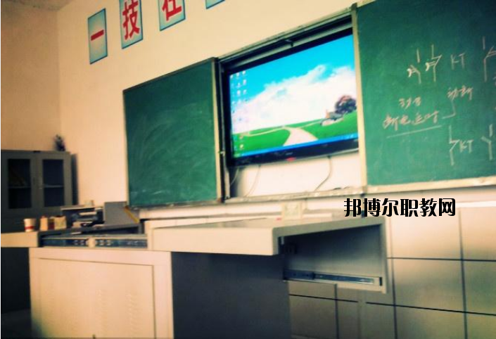 四川省隆昌縣城關(guān)職業(yè)中學(xué)2020年報(bào)名條件、招生要求、招生對(duì)象
