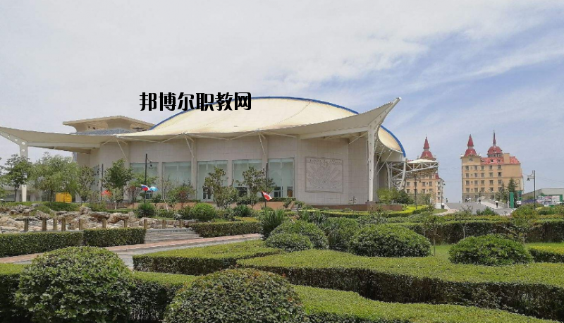 鄭州西亞斯中等專業(yè)學校網站網址