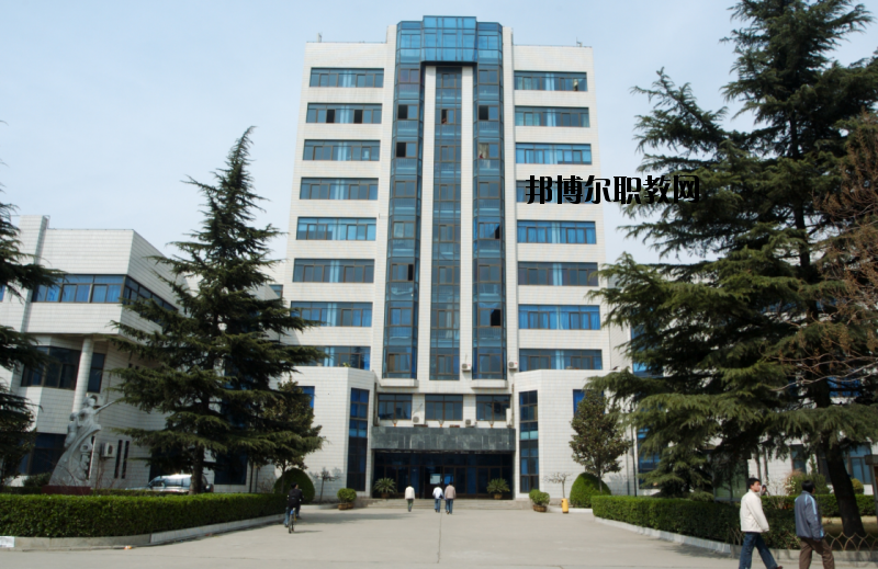 鄭州工業(yè)貿(mào)易學(xué)校怎么樣、好不好