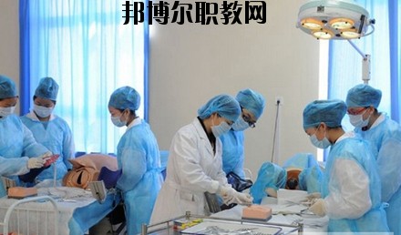 四川成都衛(wèi)生學(xué)校2020年報(bào)名條件、招生要求、招生對象
