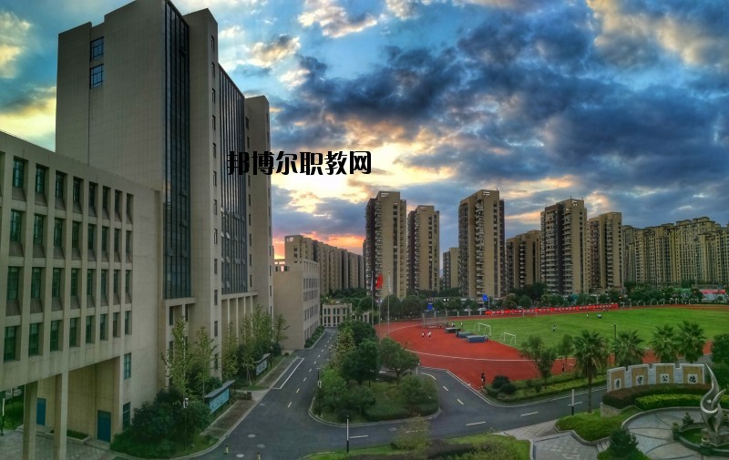 永嘉縣四川中學(xué)2020年報(bào)名條件、招生要求、招生對(duì)象