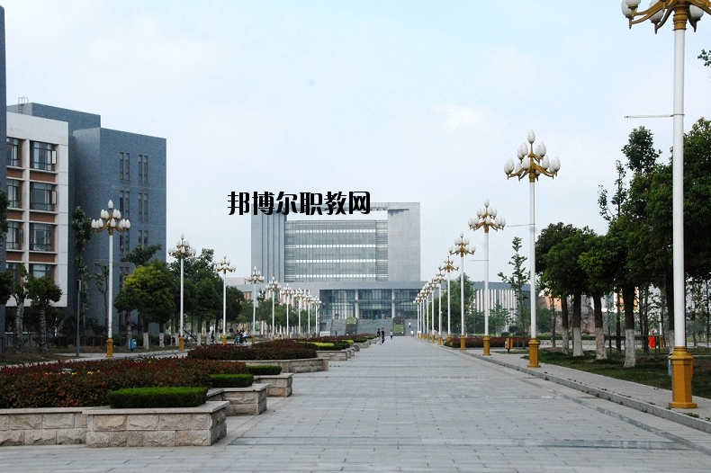 鹽城師范學(xué)院怎么樣、好不好