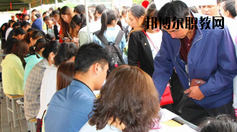武威涼州區(qū)職業(yè)中等專業(yè)學(xué)校2020年學(xué)費(fèi)、收費(fèi)多少