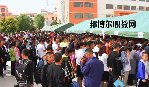 武威涼州區(qū)職業(yè)中等專業(yè)學(xué)校2020年報(bào)名條件、招生要求、招生對(duì)象