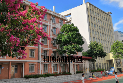 廣東工業(yè)貿(mào)易職業(yè)技術(shù)學(xué)校怎么樣、好不好