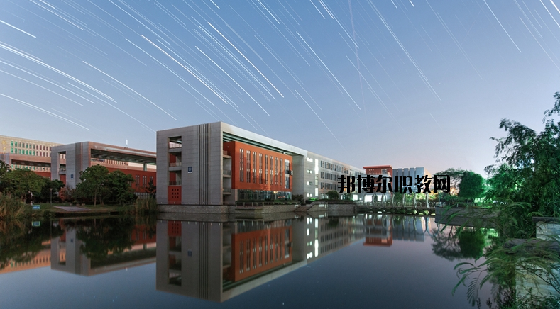 南京航空航天大學(xué)2020年報(bào)名條件、招生要求、招生對象