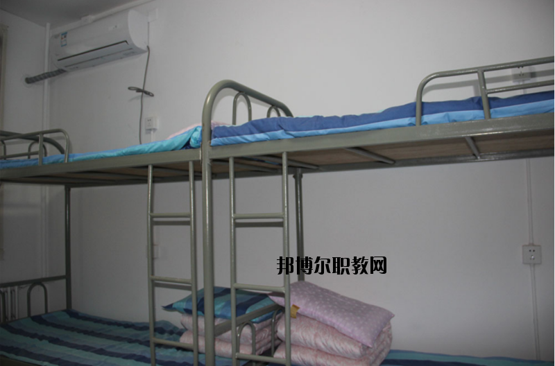 廣州商貿職業(yè)學校2020年宿舍條件